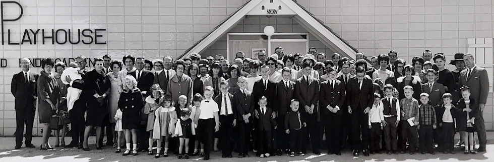 Charter members of College Hills Christian Church