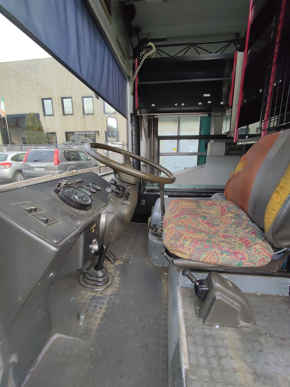 Miniaturbild: Autonegozio N.96