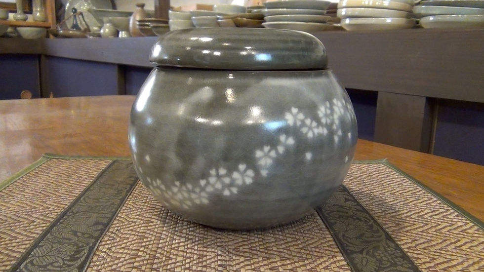Thumbnail: DENSHICHI GAMA Japanese urn