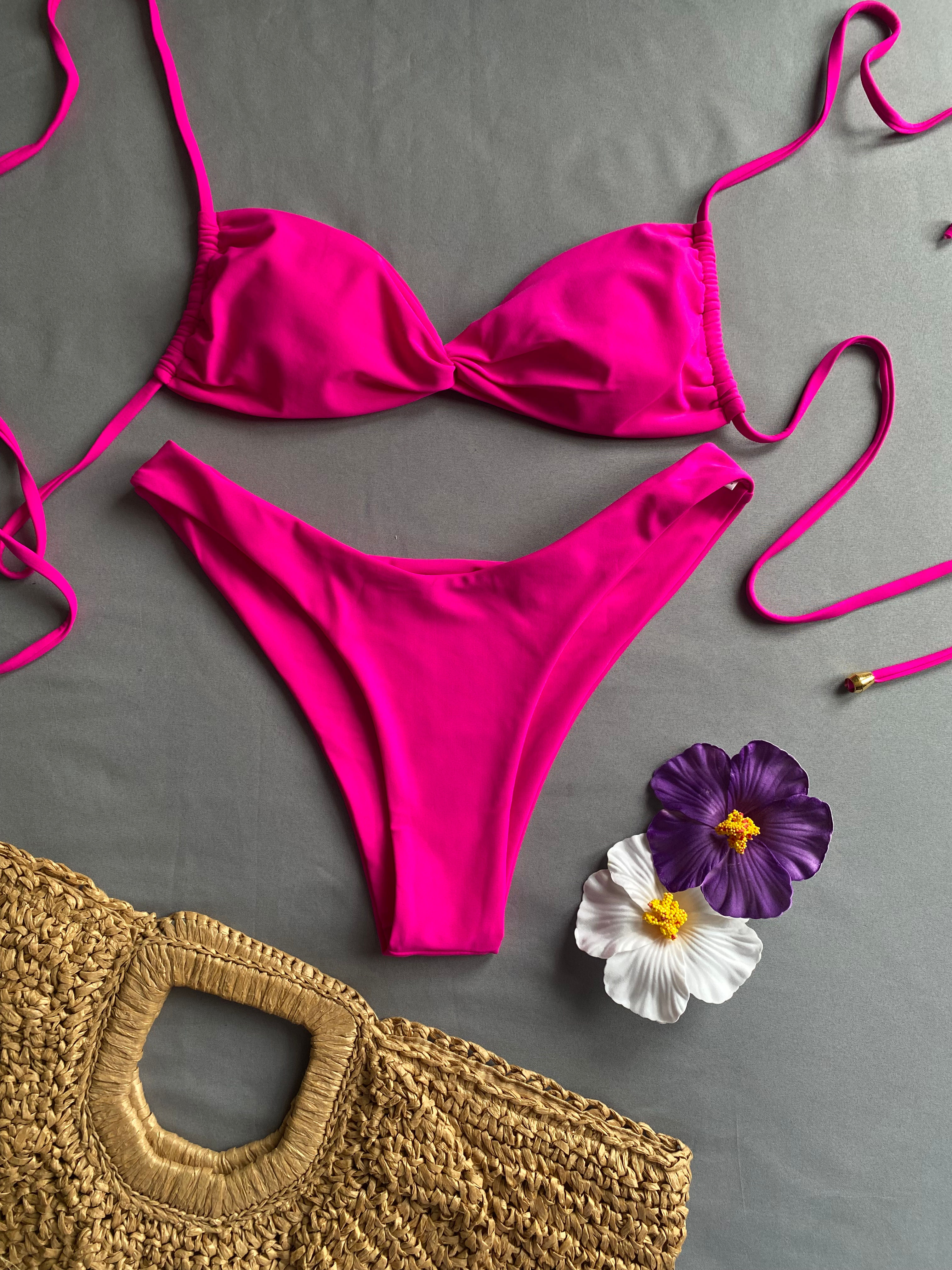 Bikini de dos piezas fucsia
