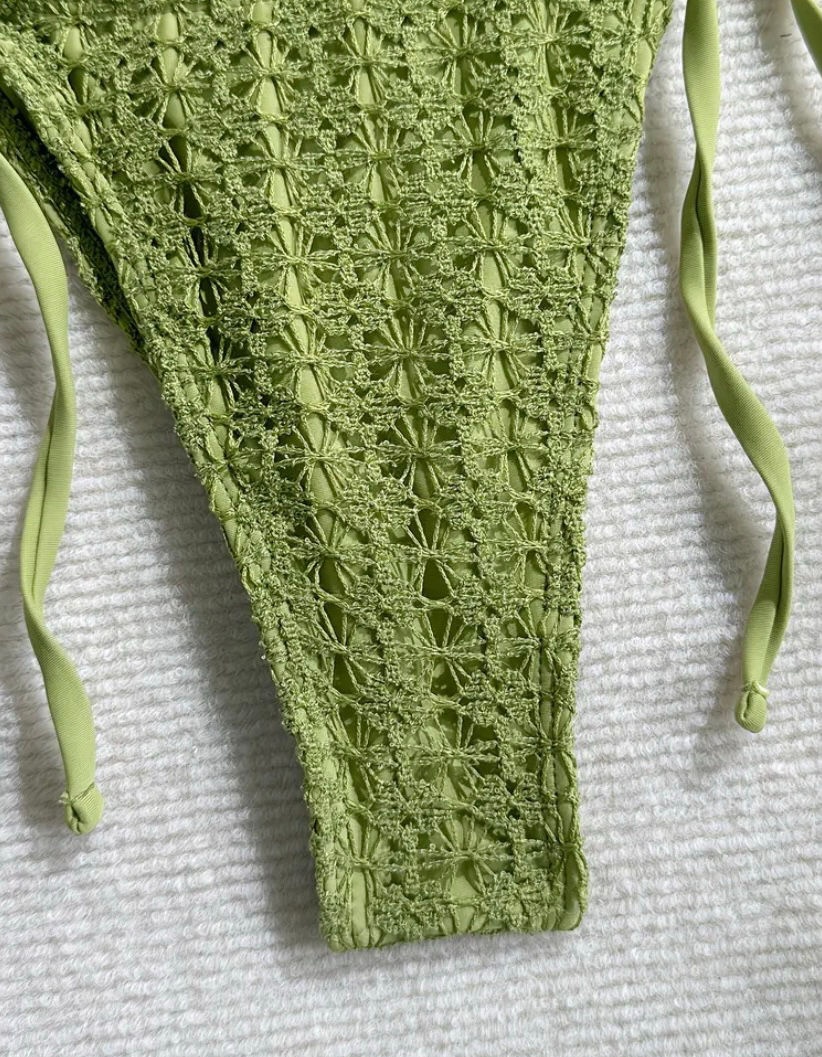 Miniatura: Bikini de tres piezas de textura tejida 