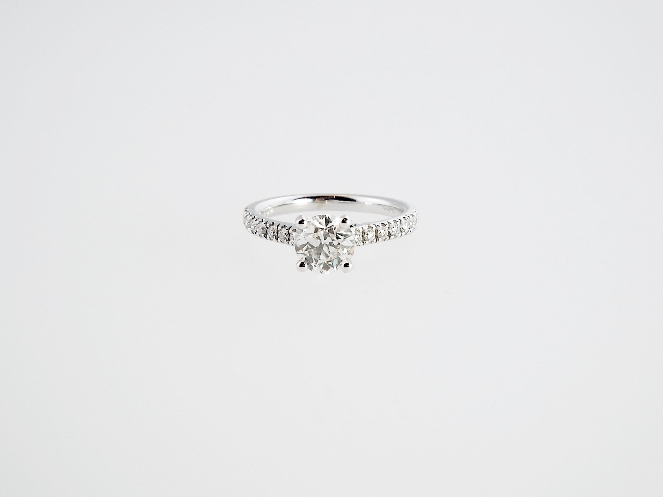 1.03 ct OLD CUT Diamond in 18ct White Gold