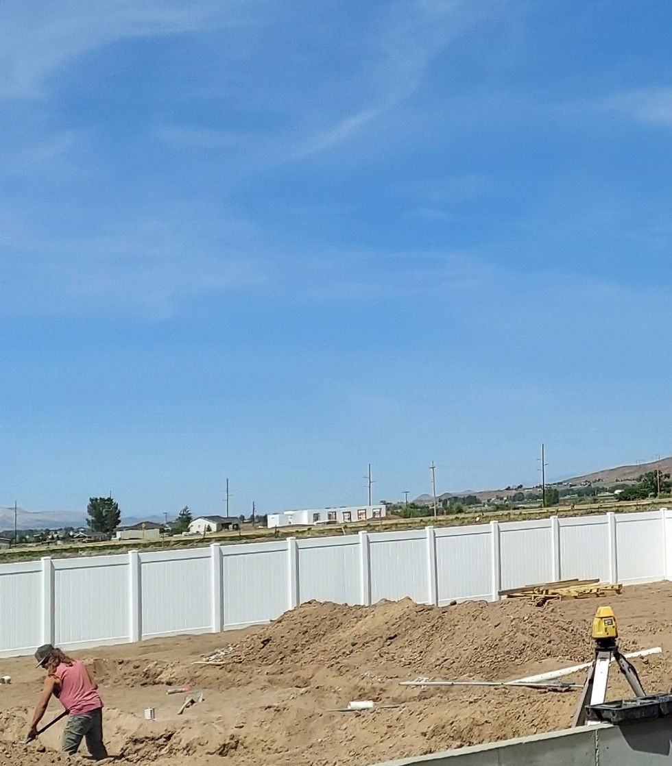Vinyl fence is so nice to work with. Monroe, Utah