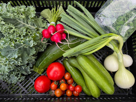 Farm Box, Tomatoes, & Peaches!