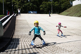 SKISCOOL 1.jpg