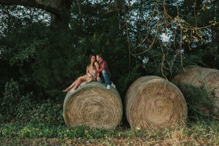 Brittany & Casey | Photographer Hangout | Covington, TN | BLOGTOBER Day 11 Memphis Wedding Photo