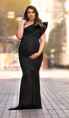 Luxury Maternity Outdoor Session in Tanglewood