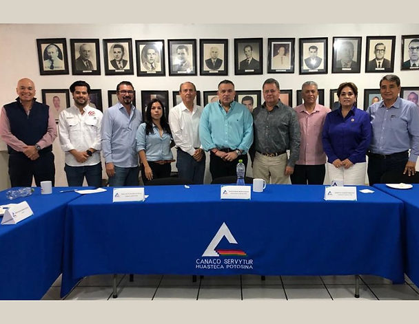 CANACO Servytur Huasteca Potosina Dialogo Reducción Jornada Laboral 2.jpg