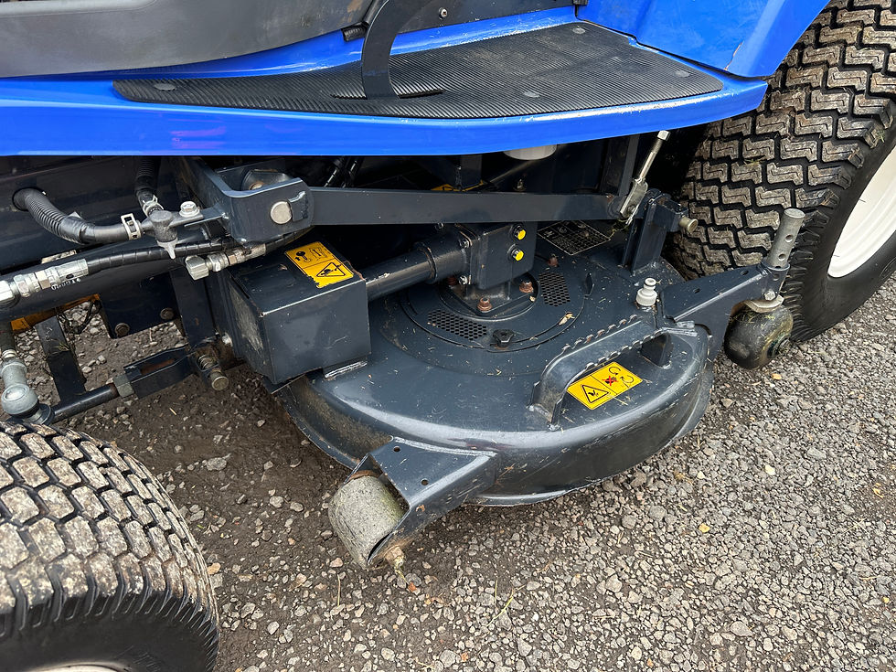 Thumbnail: Iseki SXG326 High Dump Diesel Ride On Mower