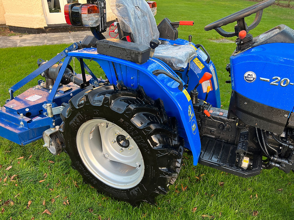 Thumbnail: Solis 20 Compact Tractor with Topper