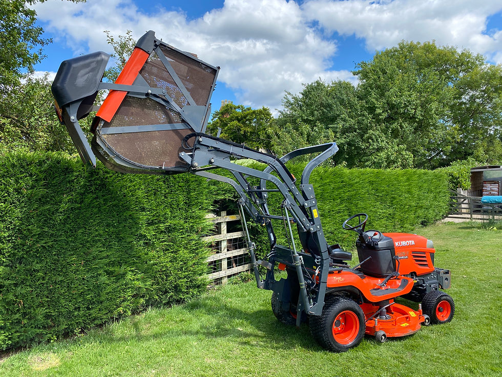 Thumbnail: Kubota G26-11 High Dump Ride on Mower