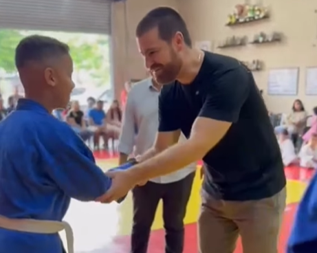 Sanches da Federal destaca impacto social do Judô e visita projeto na Região Noroeste