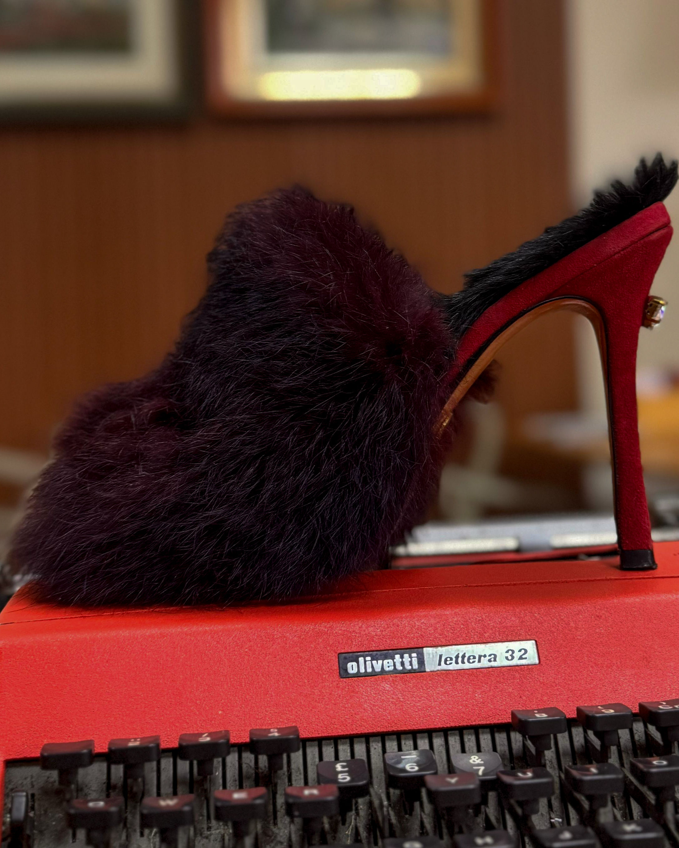 Sandália pele coelho Andrea Bogosian