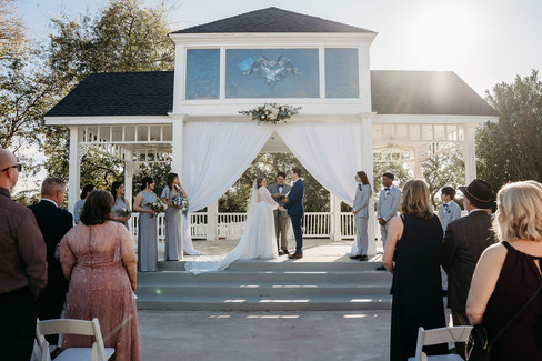 Lindsay grove wedding in arizona, wedding ceremony, grey bridesmaid dresses, grey tux, arizona outdoor wedding