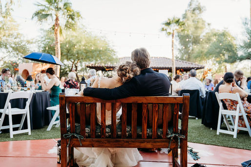 bride and groom, arizona wedding photography, wedding couple poses, wedding couple on bench