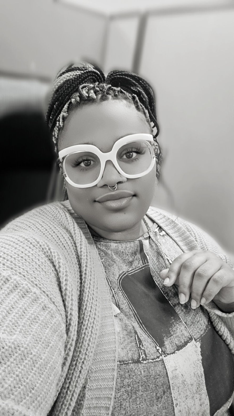 Author profile pic (1) (1).jpg