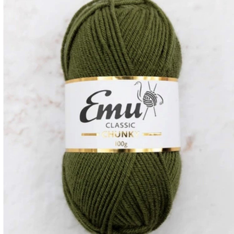 Emu Classic Chunky wool in fern colour. 100g balls. 100% premium acrylic.