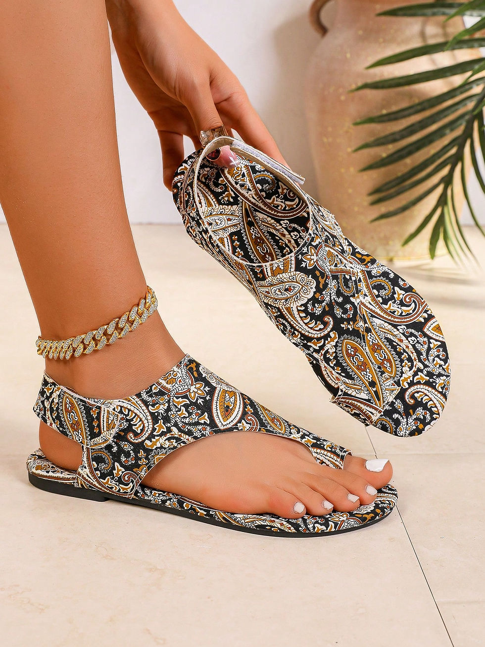 Thumbnail: The Shoe Platform Women's Bohemian Paisley Flat Sandals