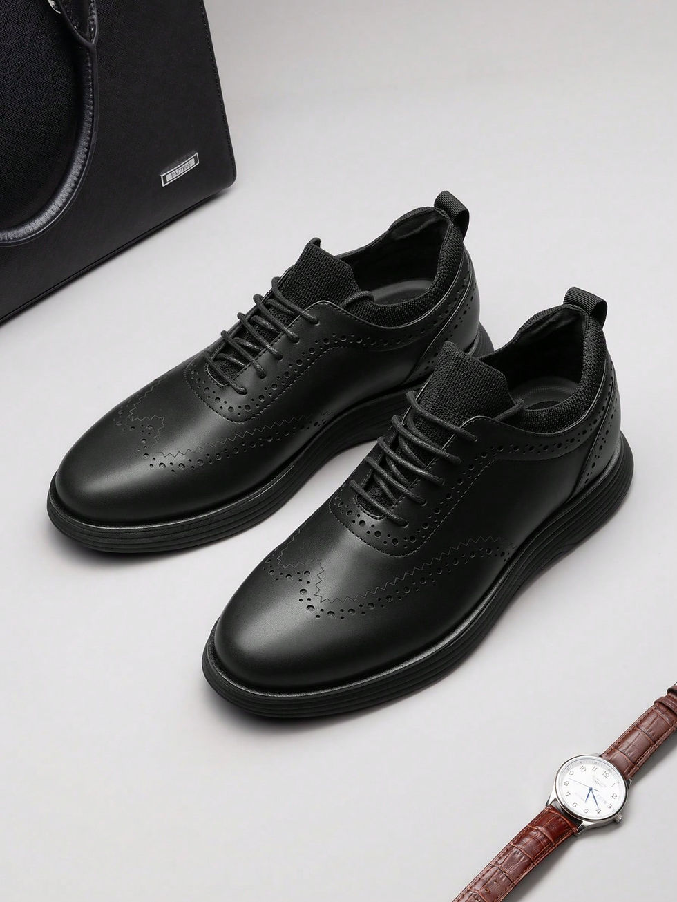 Thumbnail: The Shoe Platform Broadstreet Oxford Wingtip Shoes