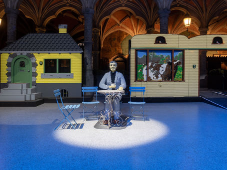 Bricks in the city - Dirk Denoyelle