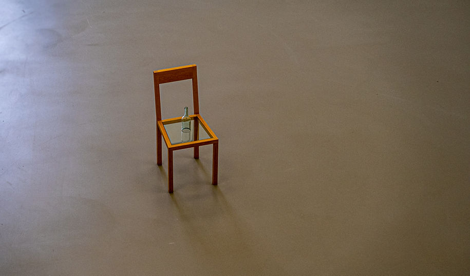 Chair 001.jpg