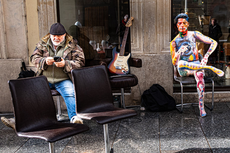 GuitarMan 001.jpg