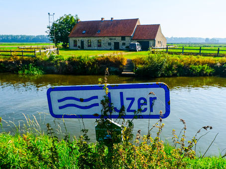Kunst langs de Klavertjevier Fietsroute Lo-Reninge