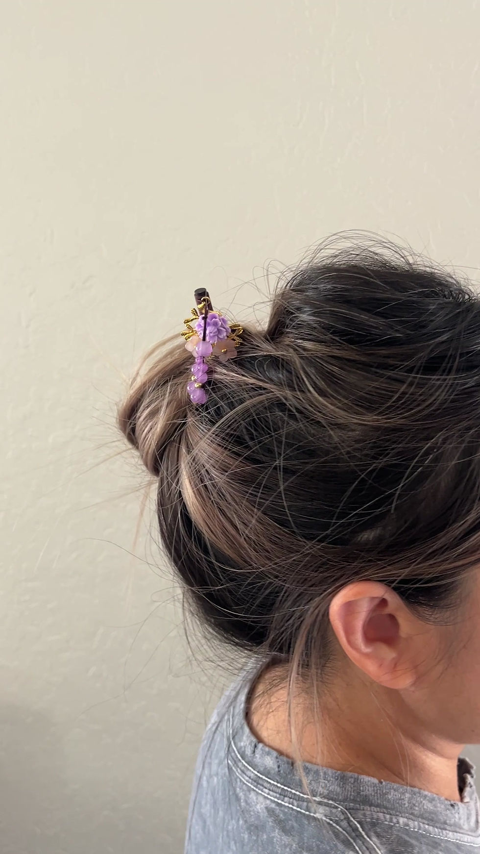 Thumbnail: Hairpin Wood Purple Flowers