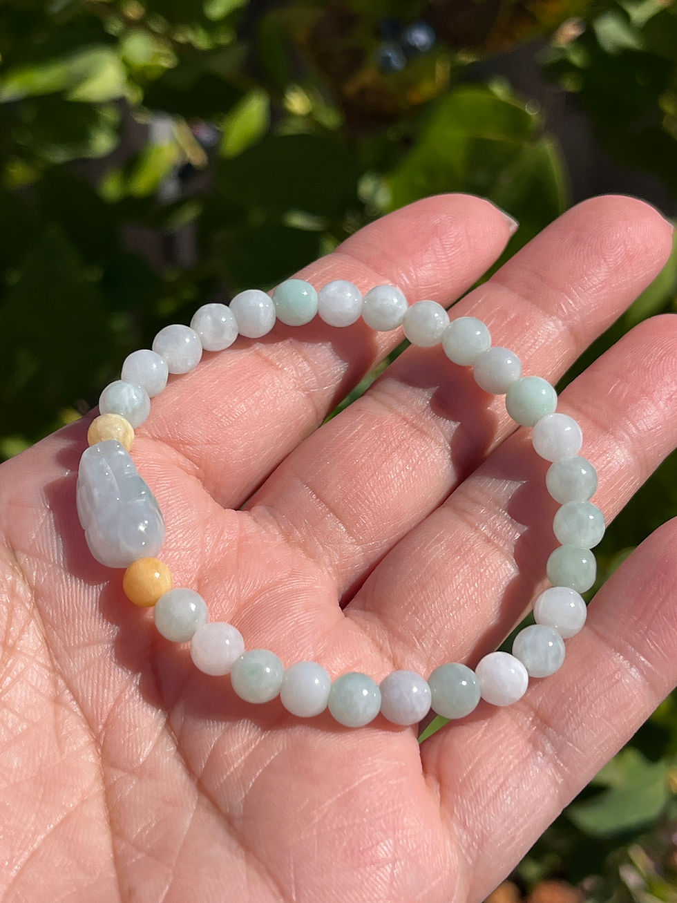 Thumbnail: Jade Bracelet Spicy Green Pixiu (6 inches)