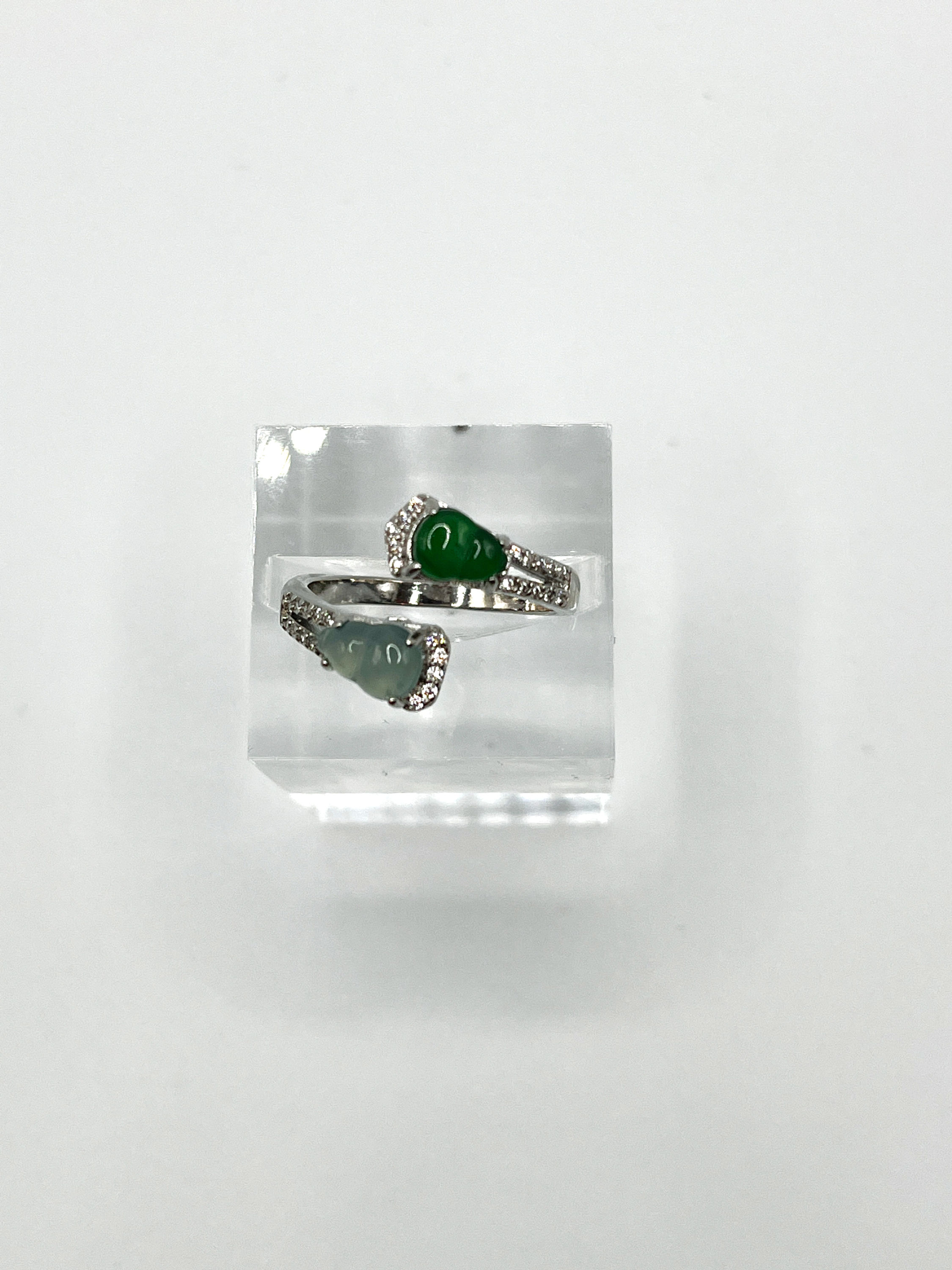 Jade Guatemala Double Hulu Gourd Adjustable Ring