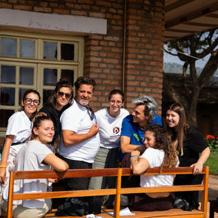 in Rwanda con Okapia