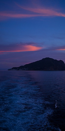 Panarea - Sunrises & sunsets - Ship 1.jpg