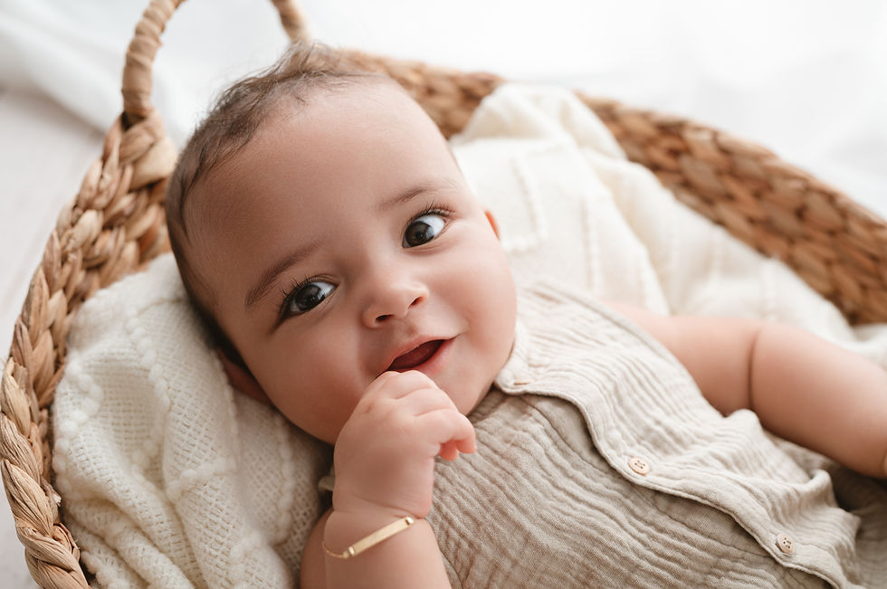 Séance Bébé-201-Modifier.jpg