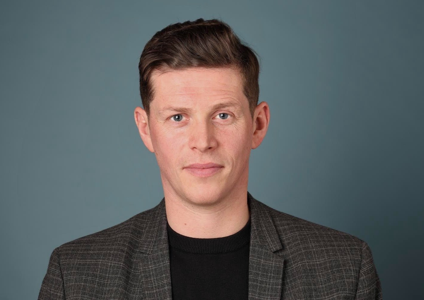 Dr Damien Clarke counselling psychologist Dublin offering therapy for anxiety, depression, and trauma