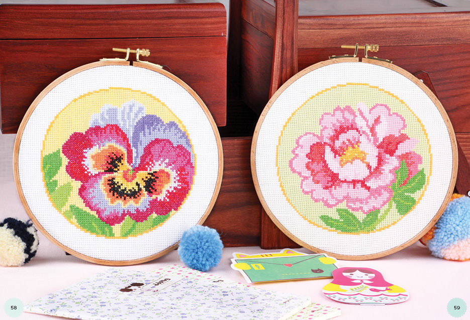 Küçük resim: Cross Stitch Flower Models