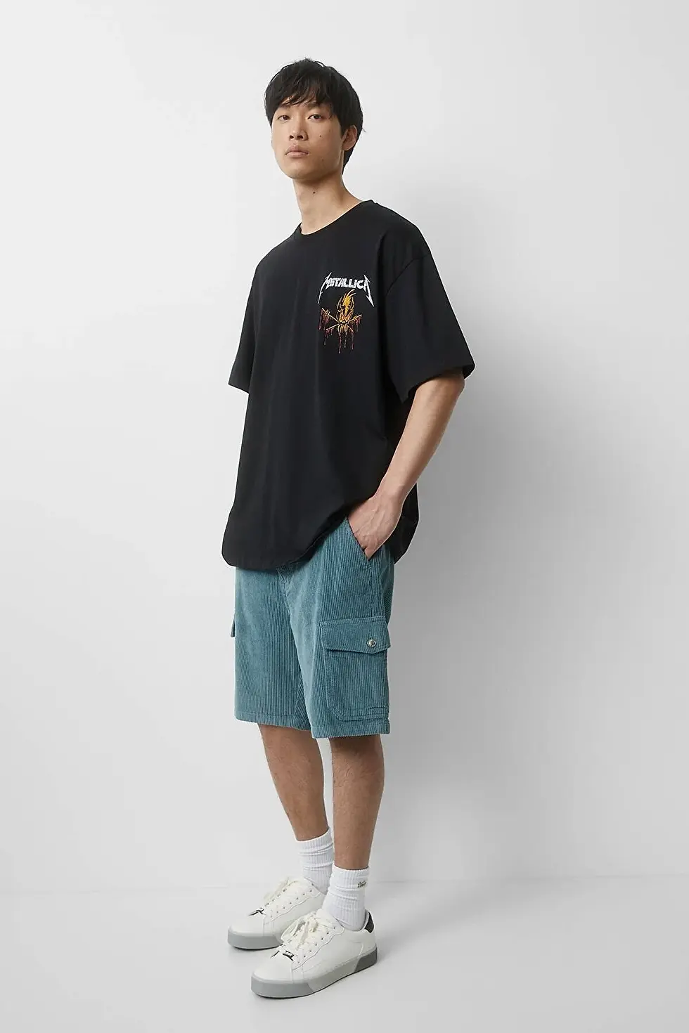 Thumbnail: Pull & Bear Kısa kollu siyah Metallica t-shirt'ü 07241944