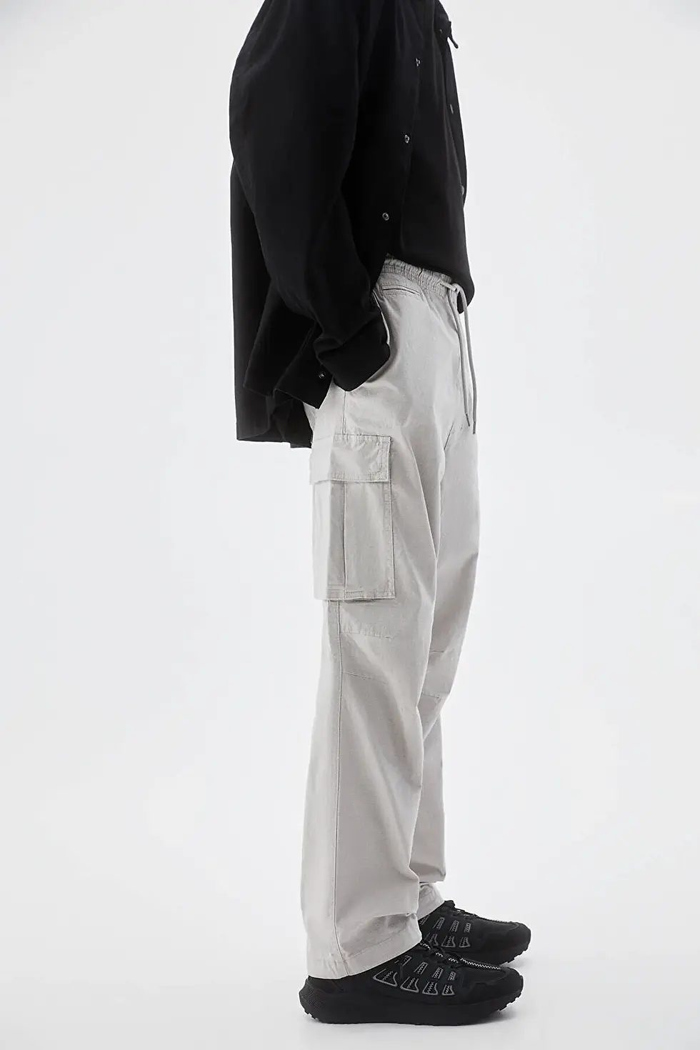 Thumbnail: Pull & Bear Elastik belli yırtılmaz kumaş kargo pantolon