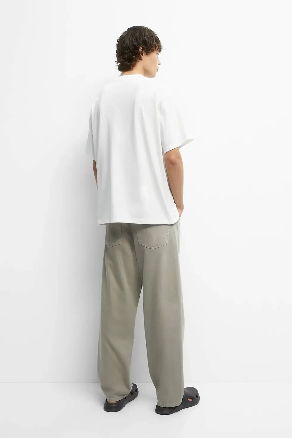 Thumbnail: Pull & Bear Işlemeli Kısa Kollu T-shirt 07241517