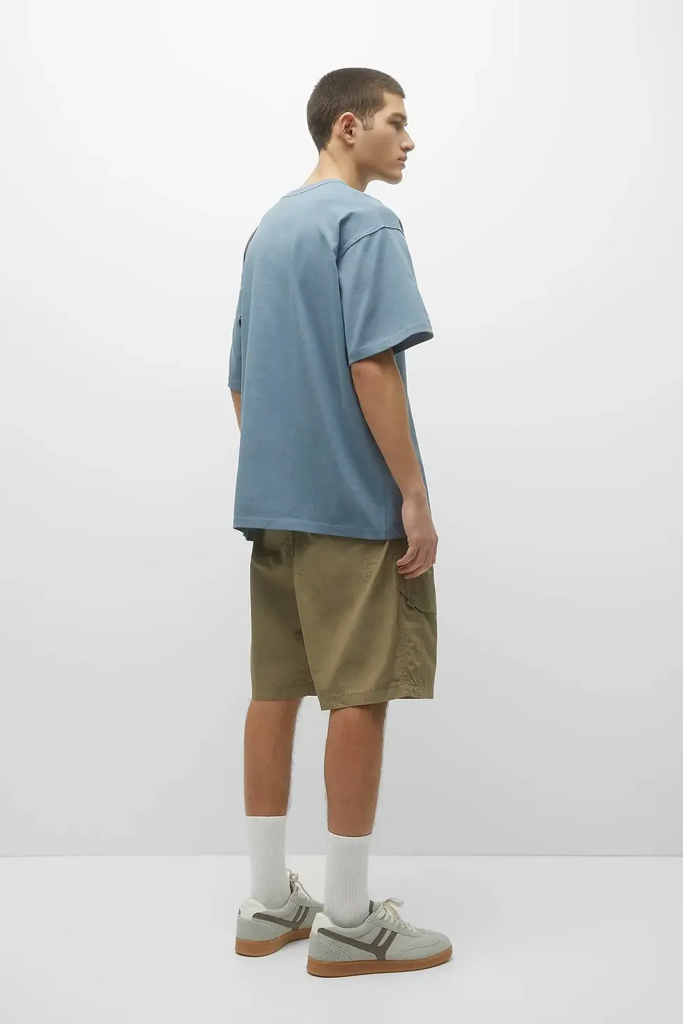 Thumbnail: Pull & Bear Kısa Kollu Ağır Kumaş T-shirt 04245500