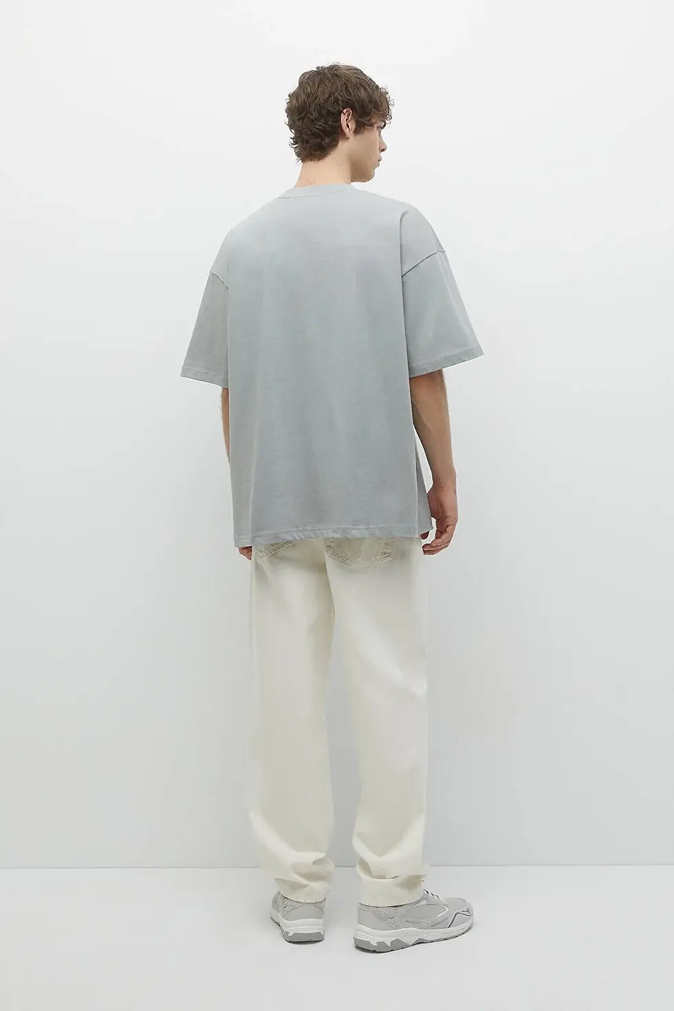 Thumbnail: Pull & Bear Erkek Kısa kollu oversize t-shirt 04239500