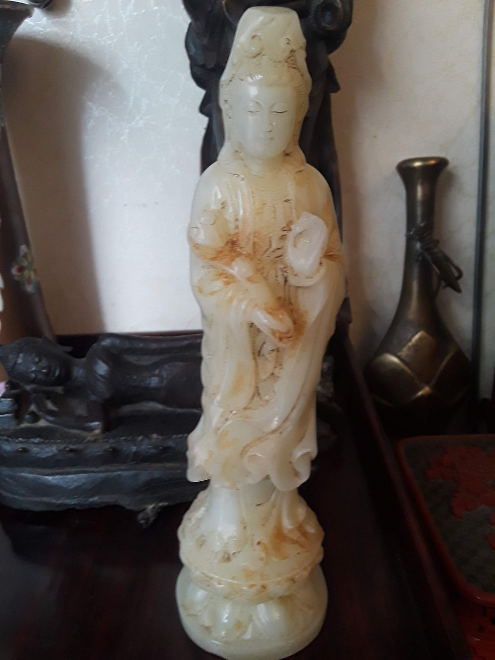 17. Statue en Jade