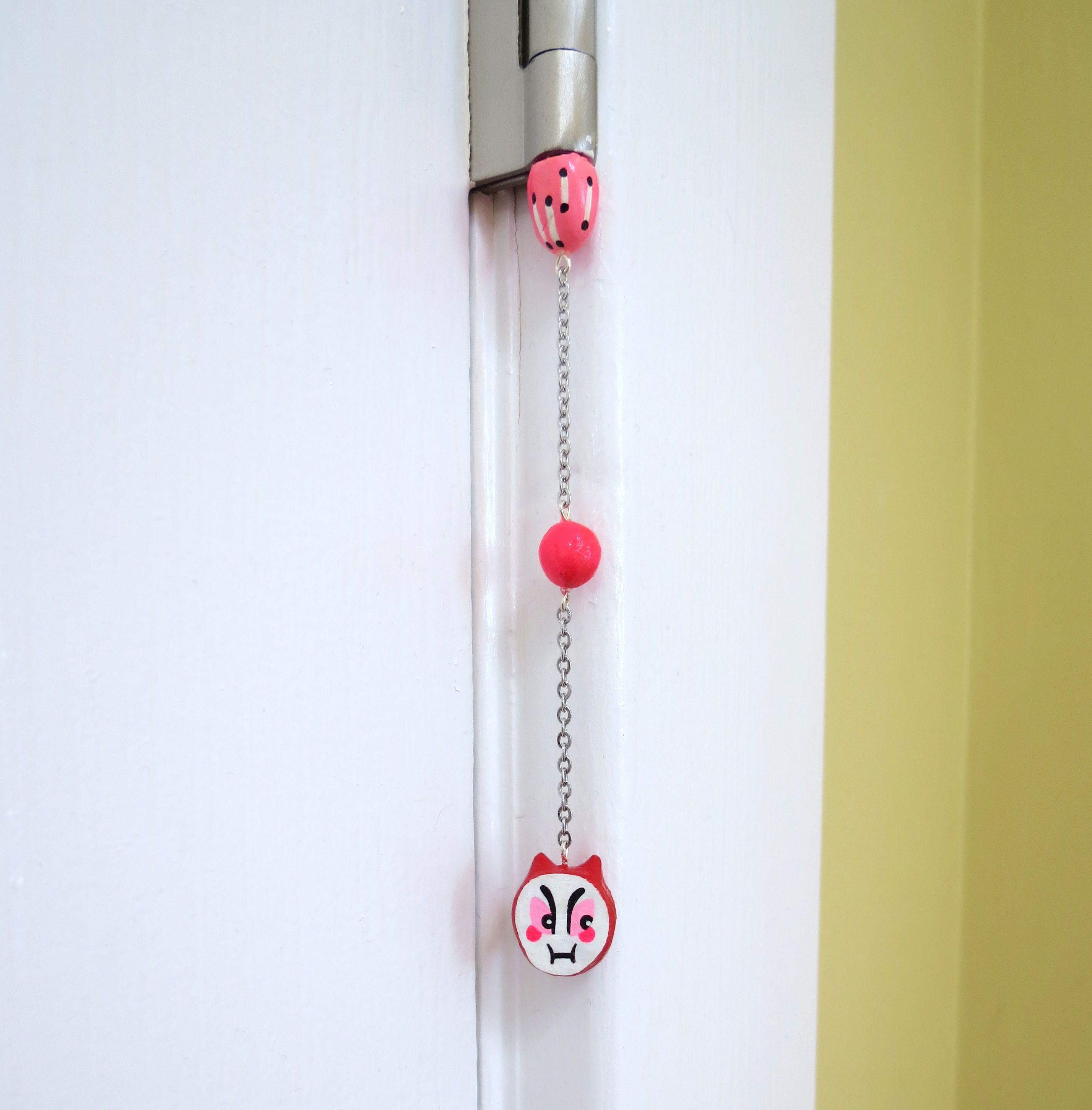 Dangly Advisor (magnetic, with bead)