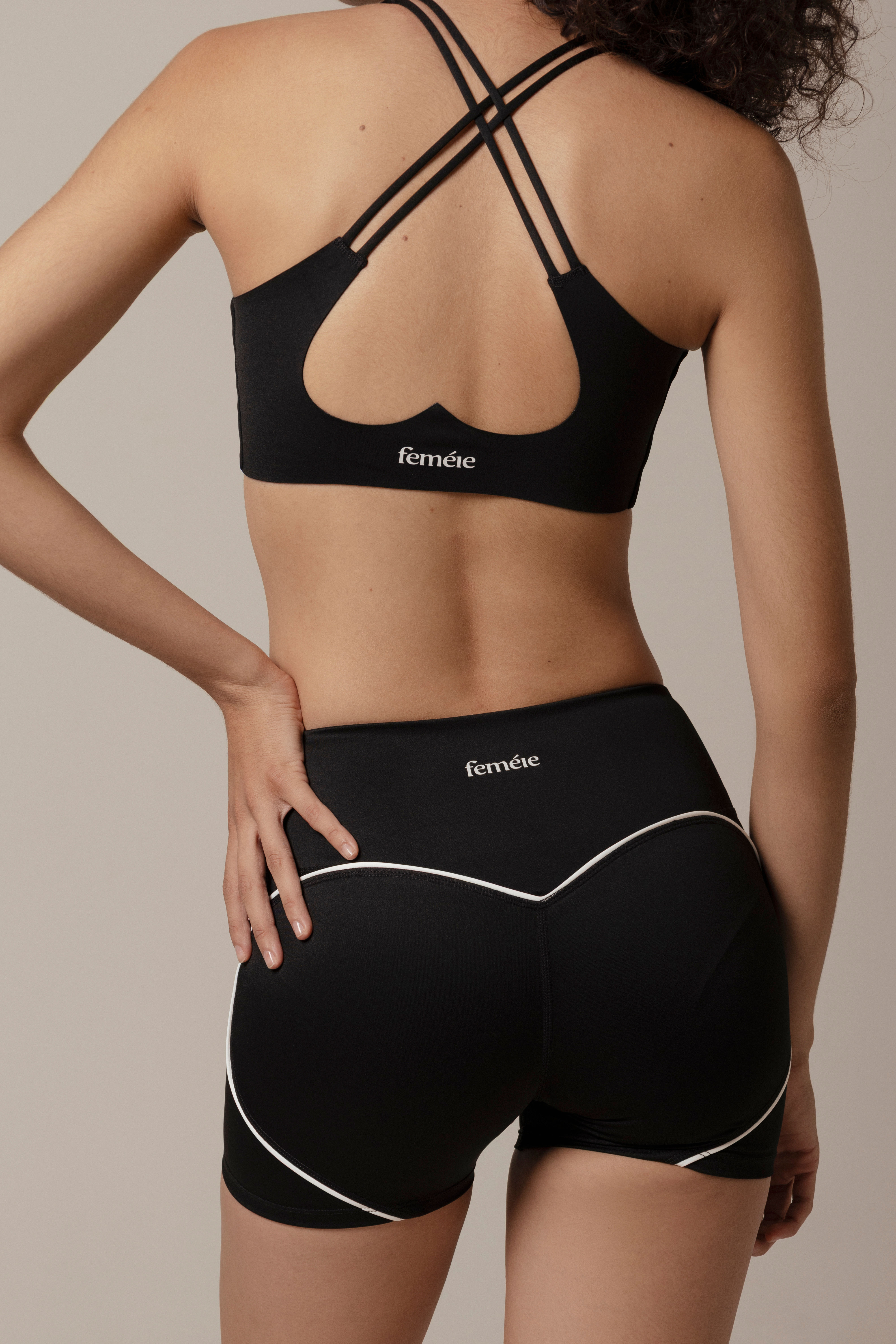 562-567 K5007 Shorts Black