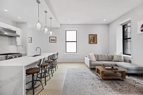 355 Congress 2024.webp