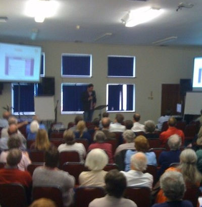 #wuk09 phil sharing about social media