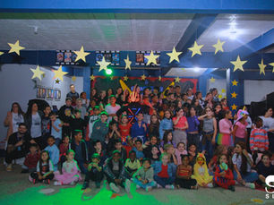 Entardecer Mágico reúne crianças e famílias no Centro Lenira Maria Müller Klein.