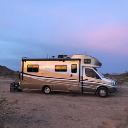 Why Travel in an RV?