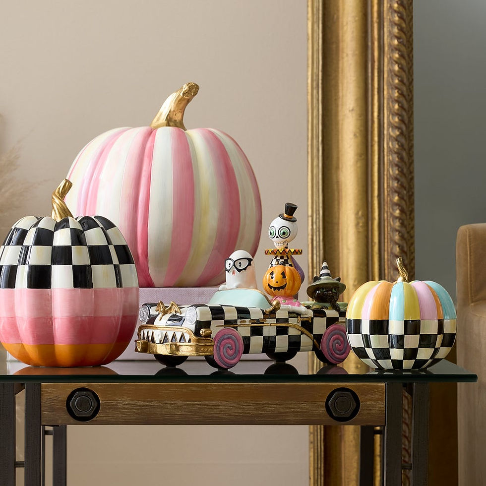 Thumbnail: Trick or Treat Boo Family Car