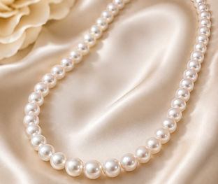 pearl pendant.jpeg