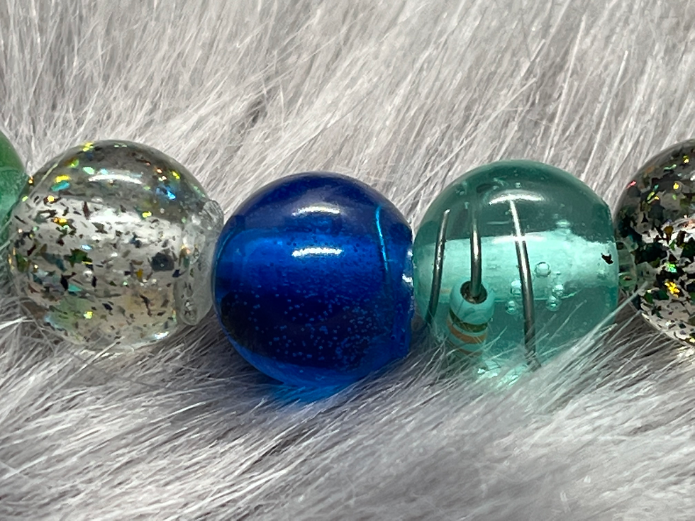 Thumbnail: Blauw groene kralenarmband 